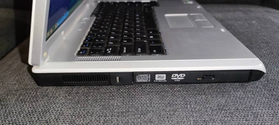 Dell Inspiron 1501 Computers 120GB 2GB Used - Good