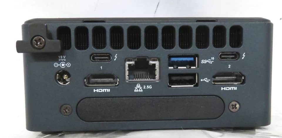 Intel NUC 11 Essential Kit Computers 256GB 8GB New