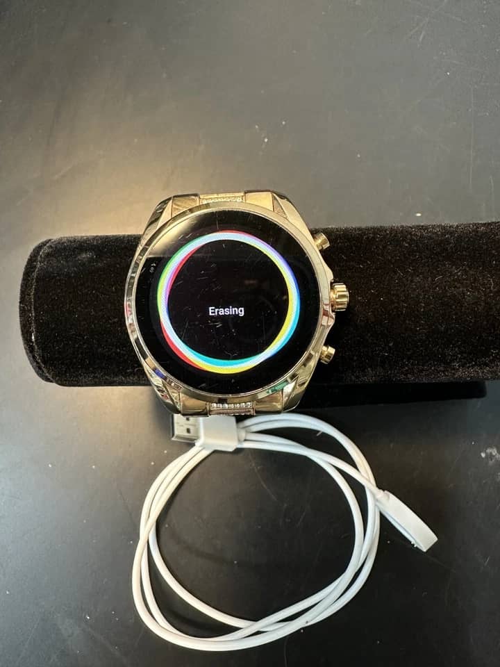 Michael Kors Gen 6 Bradshaw Smartwatches Gold 44mm New