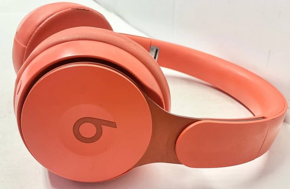Beats Studio Pro Headphones & Earbuds Blue New