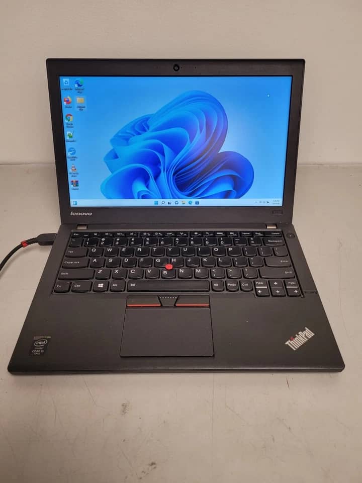 Lenovo ThinkPad X250 Computers 128GB 8GB Used - Good