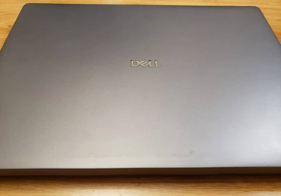 Dell Pro Max 16 Plus Computers 1TB 32GB Used - Good