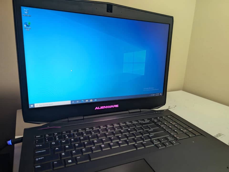 Dell Alienware 17 Computers 256GB 16GB Refurbished - Acceptable