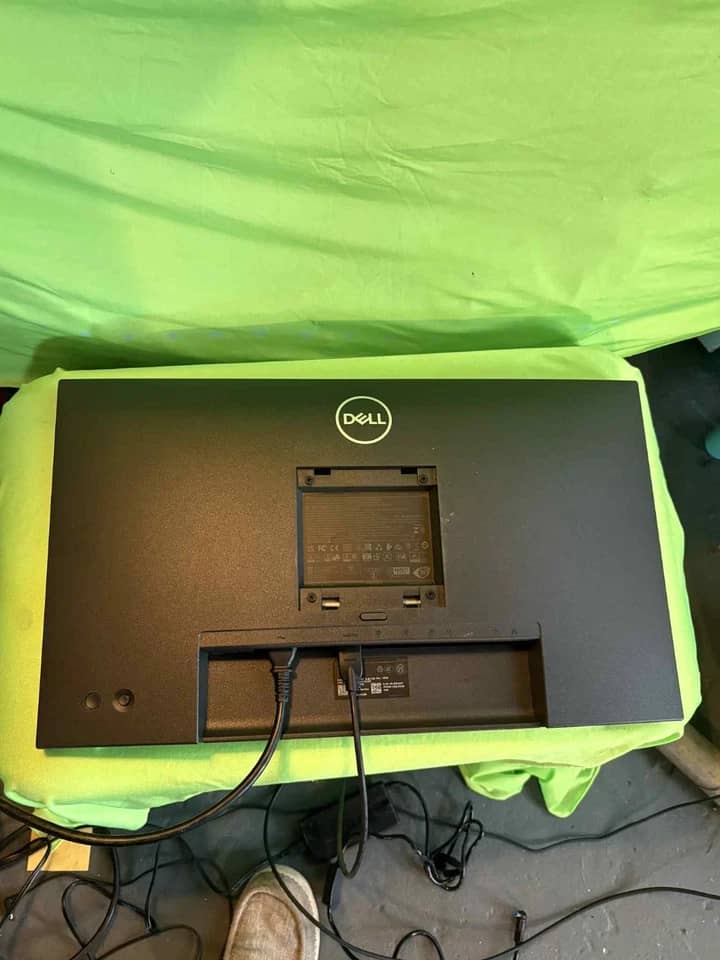 Dell P2425HE Monitors New