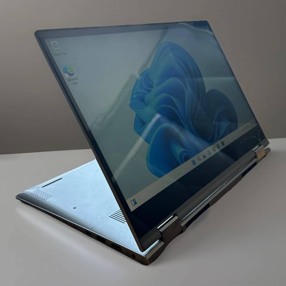 Dell Inspiron 14 5406 Computers 256GB 12GB Used - Good