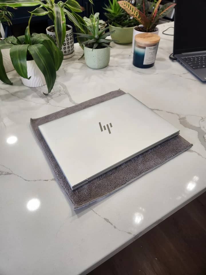 HP EliteBook 1040 G10 Computers 1TB 32GB Used - Like New