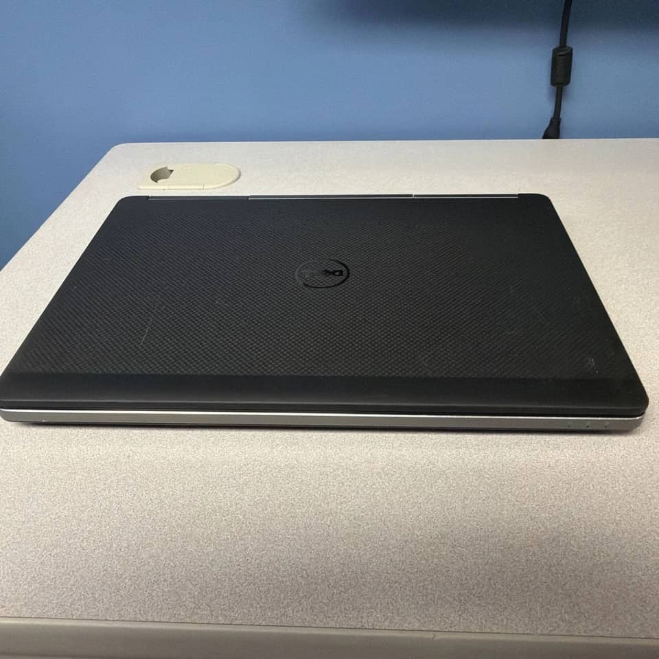 Dell Precision 7520 Computers 128GB 16GB Refurbished - Excellent