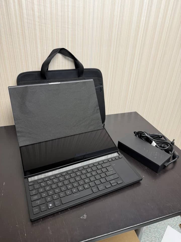 ASUS ROG Zephyrus GX650 Computers 2TB 64GB Refurbished - Good