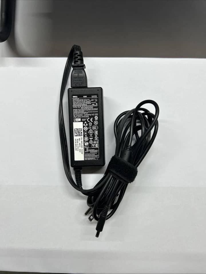 Dell Inspiron 5584 Computers 256GB 12GB Used - Good