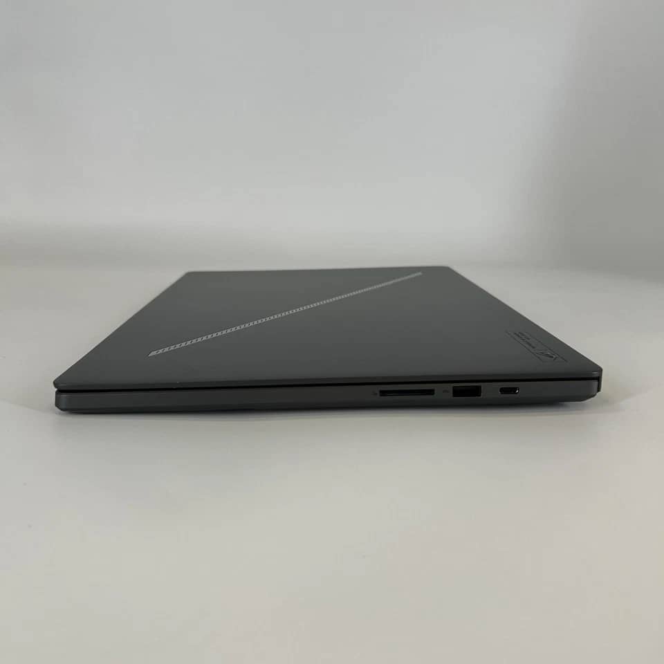 ASUS ROG Zephyrus GU605 Computers Refurbished - Excellent 2TB 32GB
