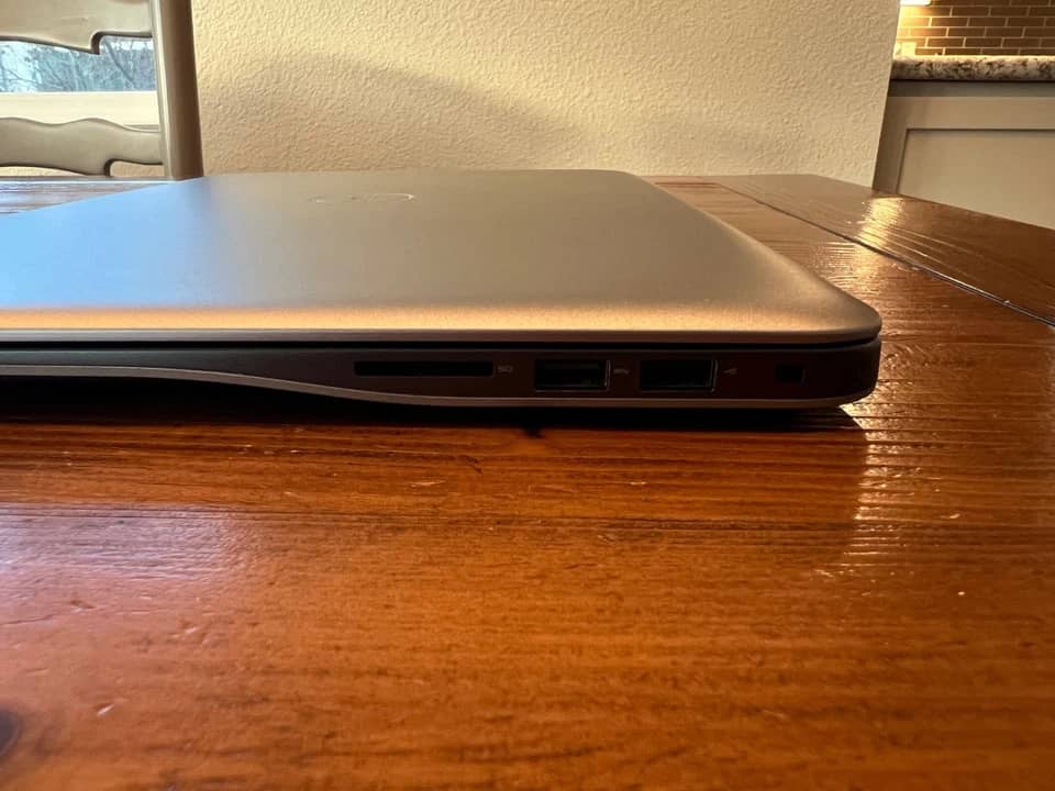 Dell Inspiron 7548 Computers 1TB 8GB Used - Good