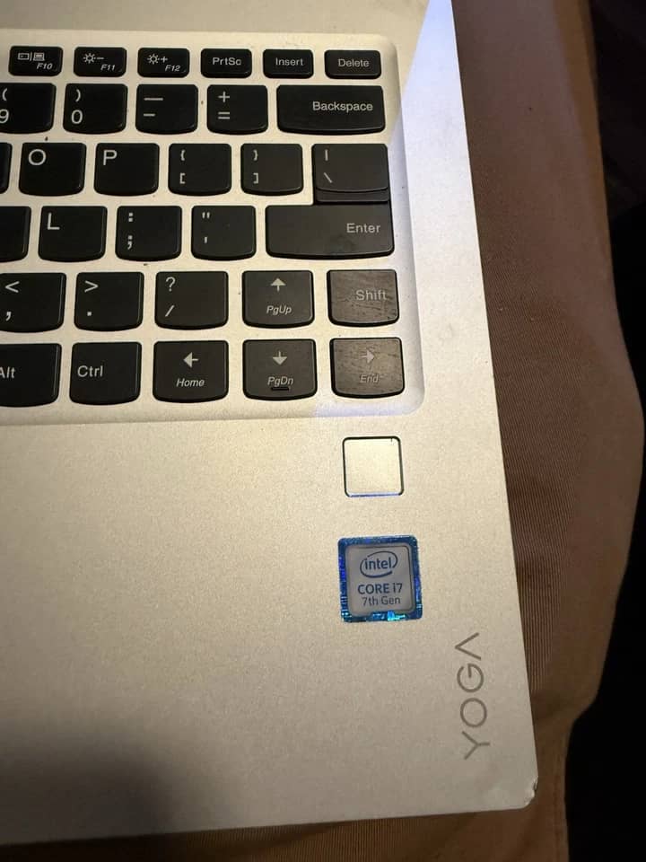 Lenovo Yoga 910-13Ikb Computers 256GB 16GB For parts or not working