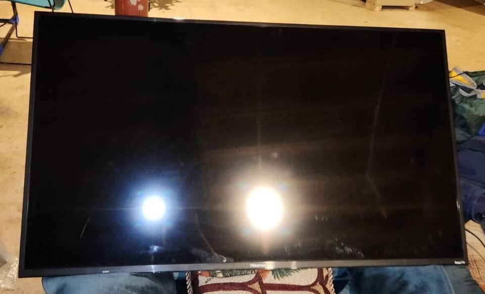 Hisense 50R6E TVs Used - Good