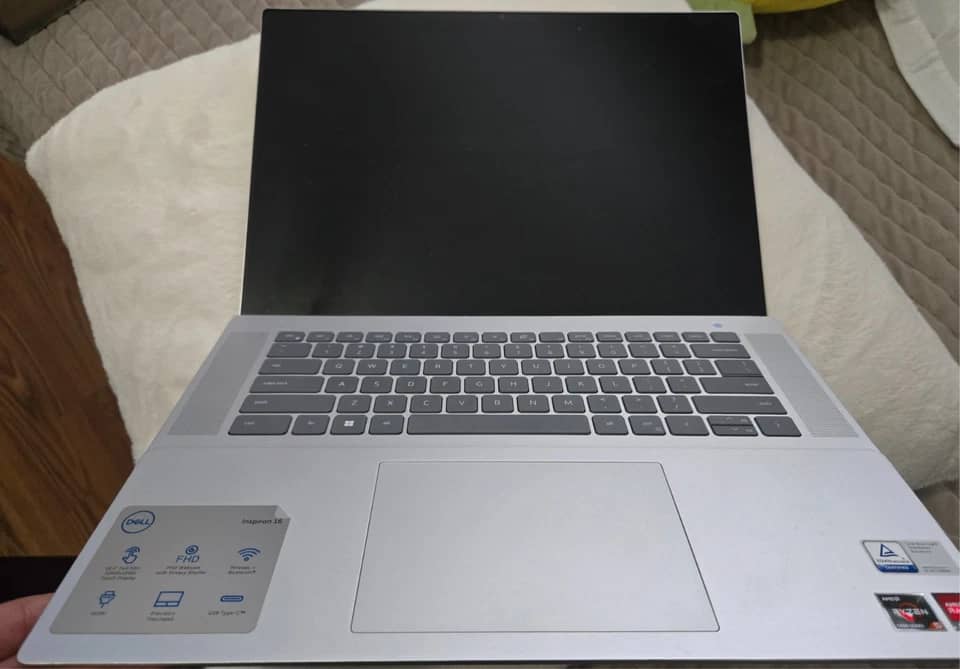 Dell Inspiron 16 5625 Computers 512GB 16GB Used - Good