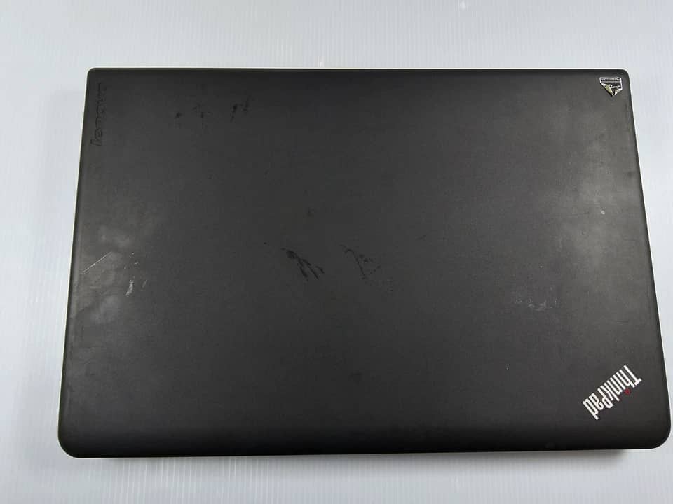 Lenovo ThinkPad E555 Computers 256GB 6GB Used - Good