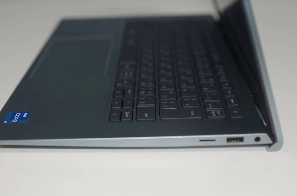 Dell Inspiron 5402 Computers 128GB For parts or not working