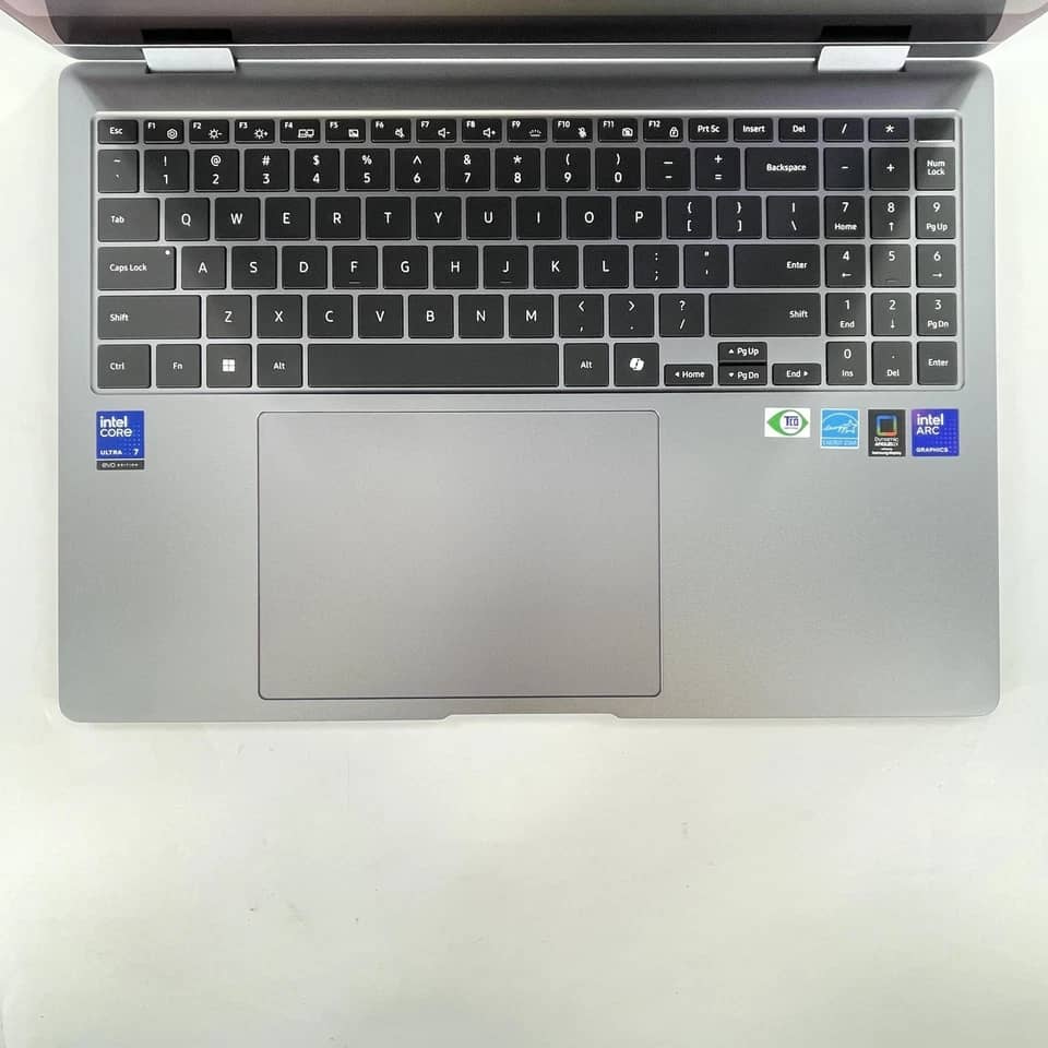 Samsung Galaxy Book5 Pro 360 Computers 1TB 16GB New