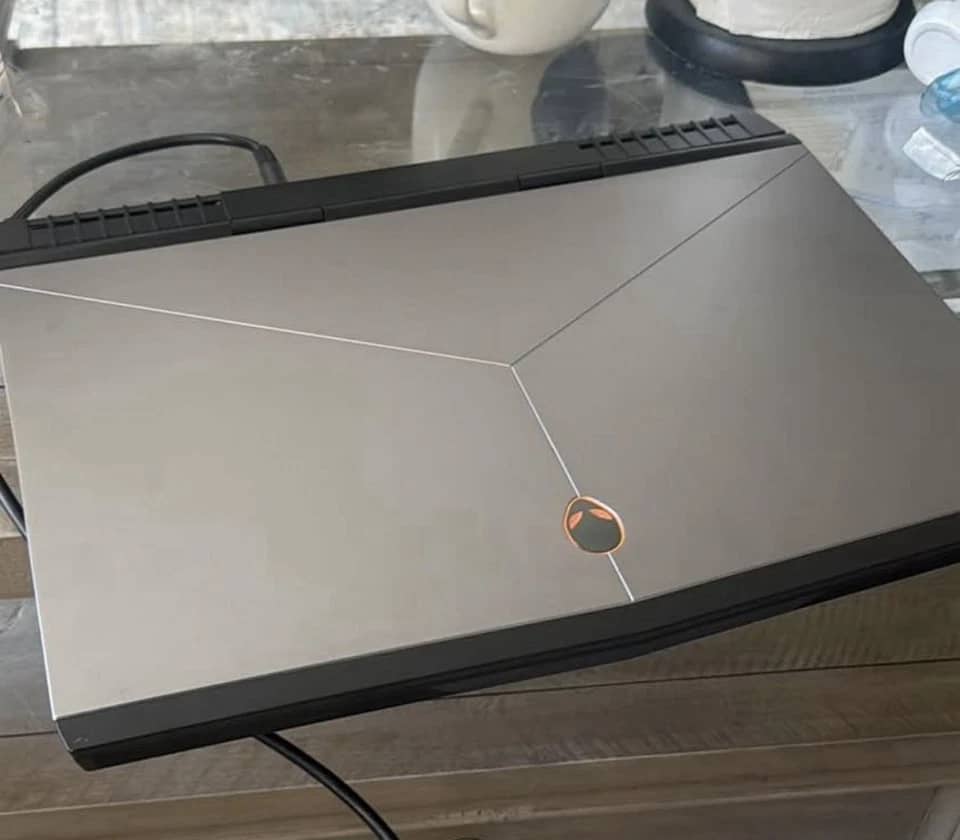 Dell Alienware 15 R4 Computers 16TB 32GB Refurbished - Good