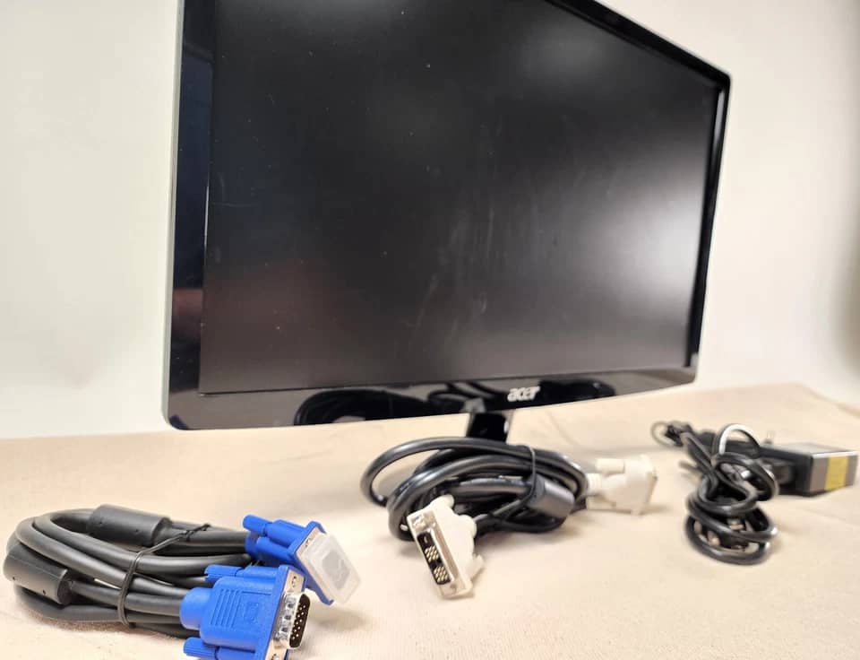 Acer S202HLBD Monitors Black Used - Good