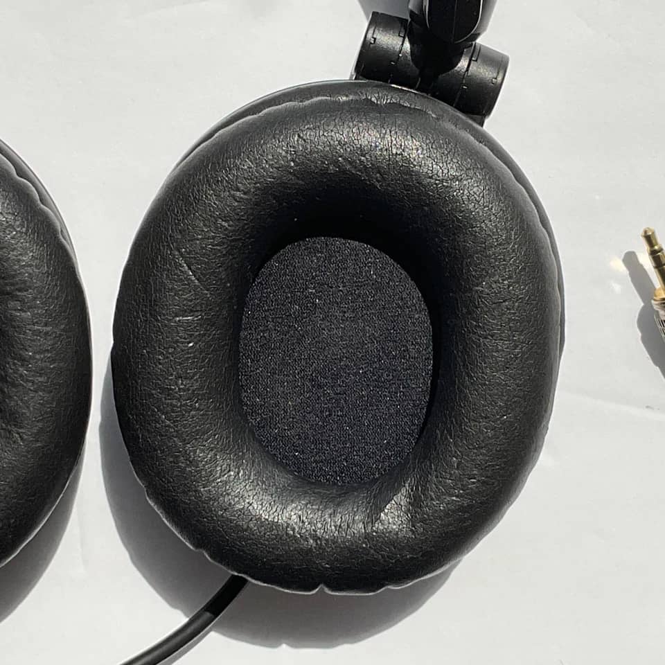 Audio-Technica ATH-M50 Headphones & Earbuds Black New