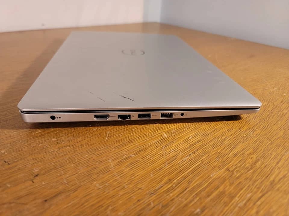 Dell Inspiron 15 5570 Computers 1TB 12GB Open-Box Excellent