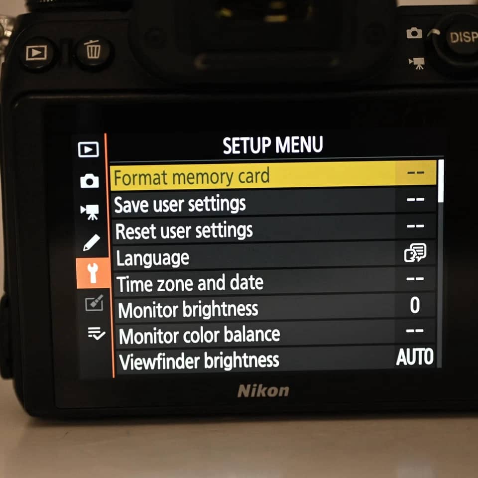 Nikon Z6 Digital Cameras Used - Good