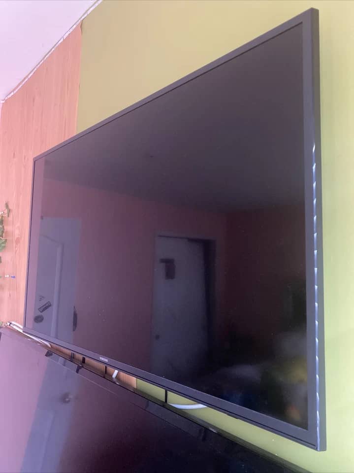 Samsung N5300 TVs 32 inch New