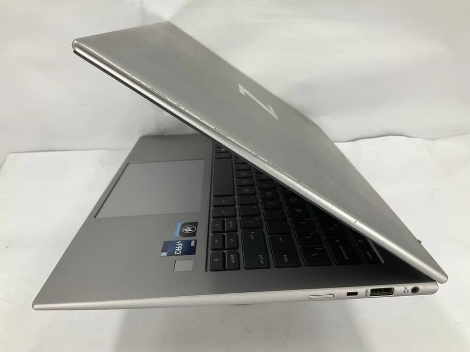 HP ZBook Firefly G9 Computers 1TB 16GB Refurbished - Good