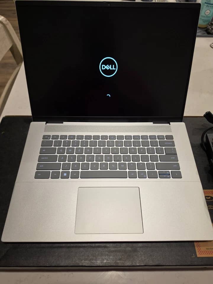 Dell Inspiron 7630 Computers New 1TB 8GB