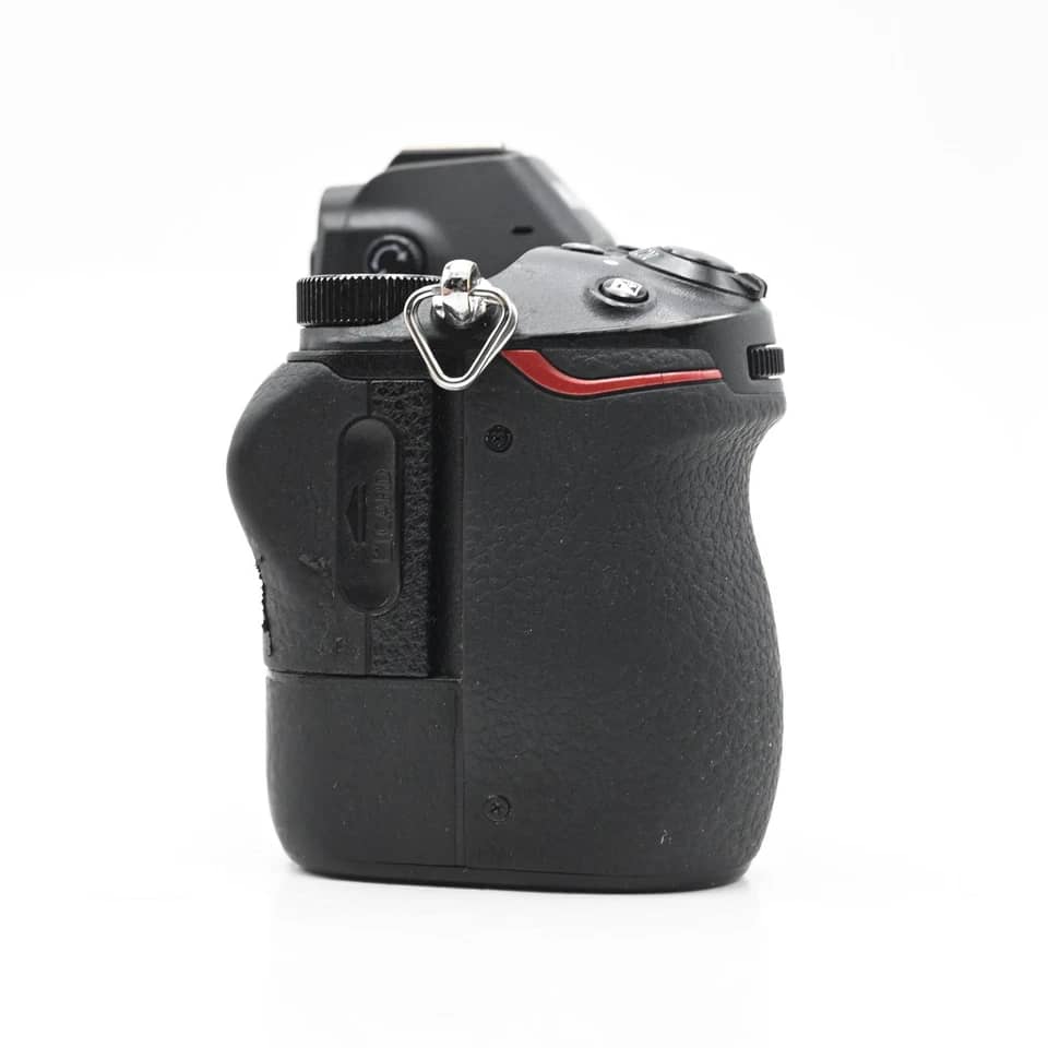 Nikon Z6 Digital Cameras Used - Good