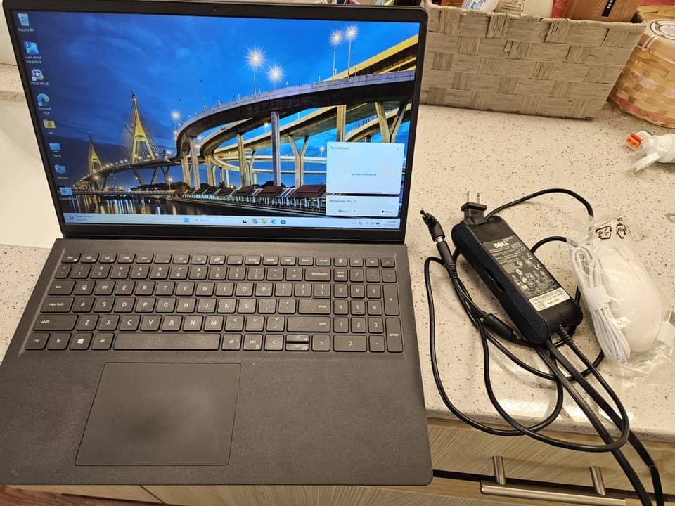 Dell Inspiron 15 3511 Computers 1000GB 16GB Refurbished - Excellent