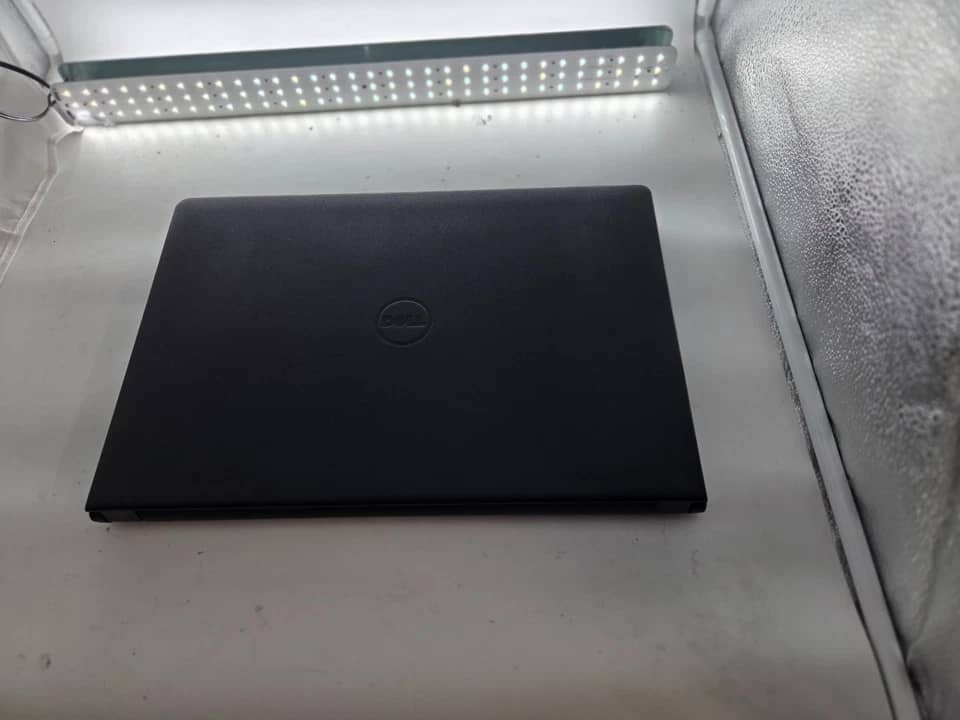 Dell Inspiron 3520 Computers 1000GB 32GB Refurbished - Excellent