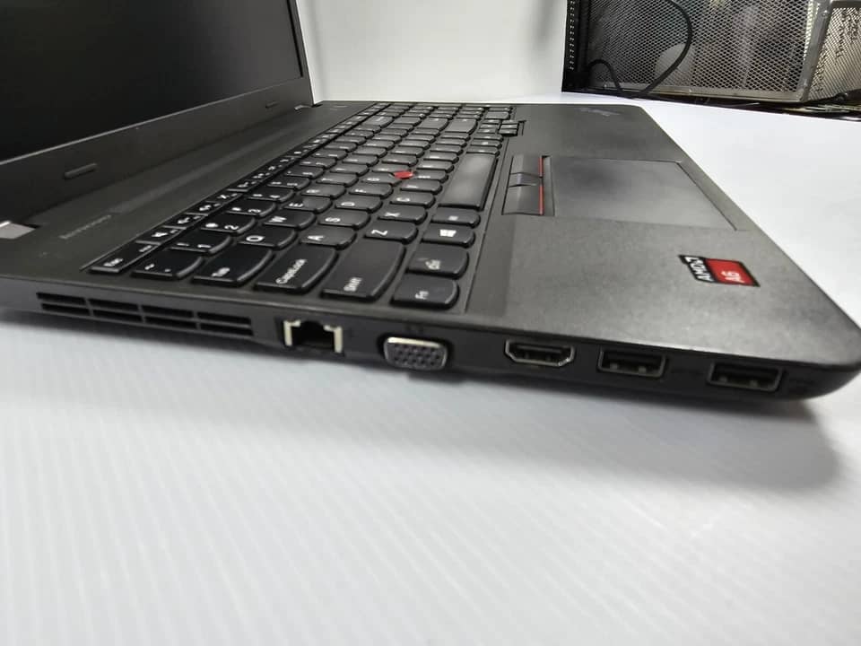 Lenovo ThinkPad E555 Computers 256GB 6GB Used - Good