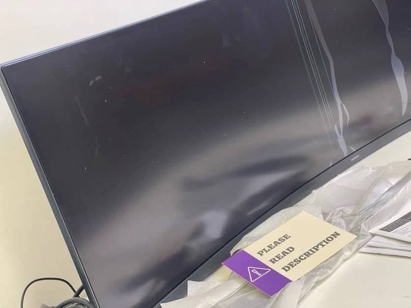 Samsung S95UA Monitors For parts or not working