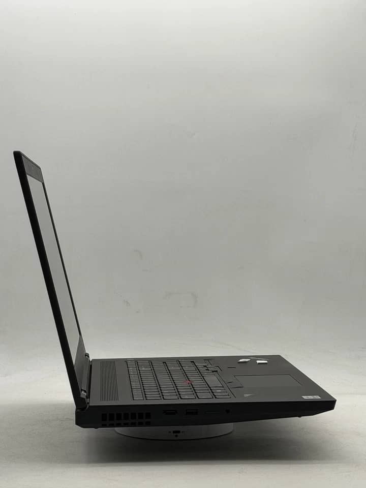 Lenovo ThinkPad P17 Gen 1 Computers 32GB For parts or not working