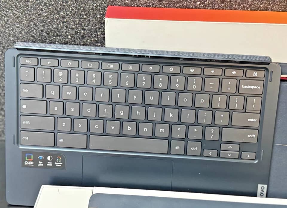 Lenovo IP Duet 5 Chromebook 13Q7C6 Computers 128GB 4GB Used - Good