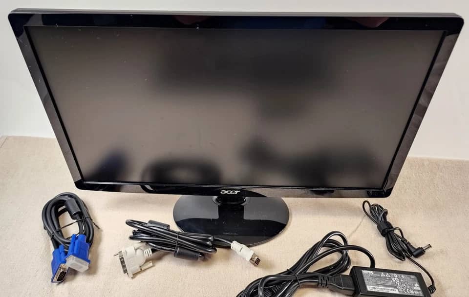 Acer S202HLBD Monitors Black Used - Good