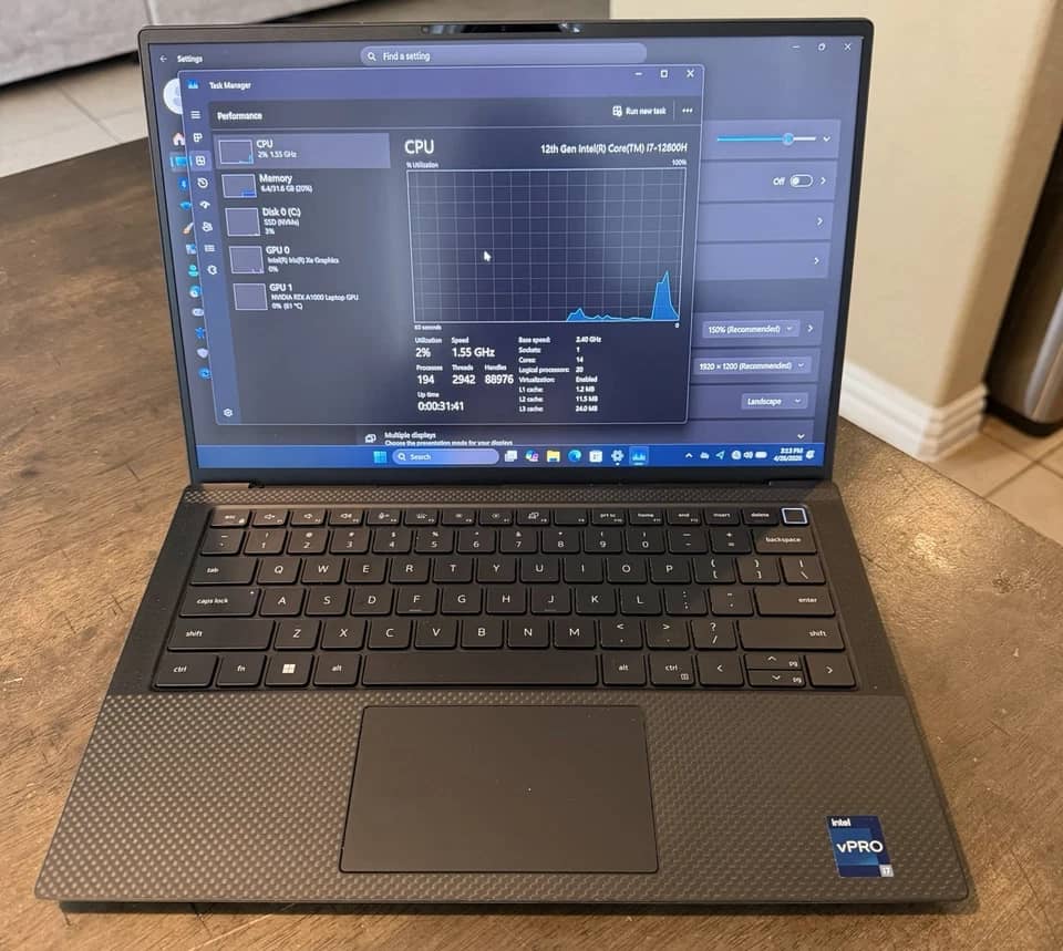 Dell Precision 5470 Computers 1TB 32GB Refurbished - Premium