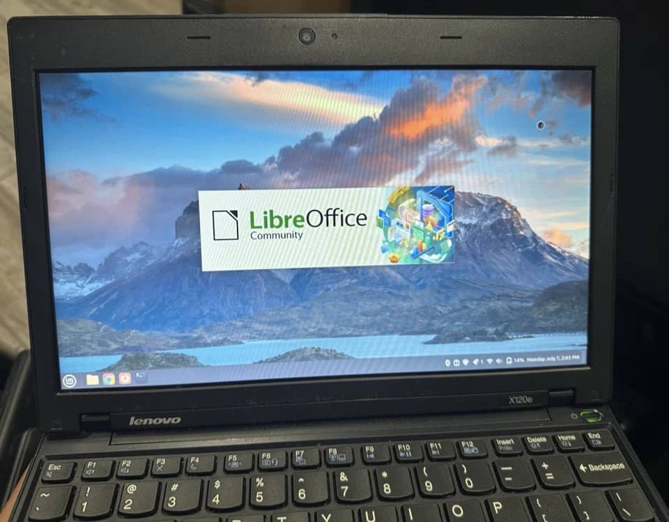 Lenovo ThinkPad X120E Computers 120GB 4GB Used - Good
