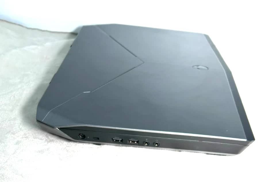 Dell Alienware 15 R2 Computers 1.5TB 32GB Used - Good