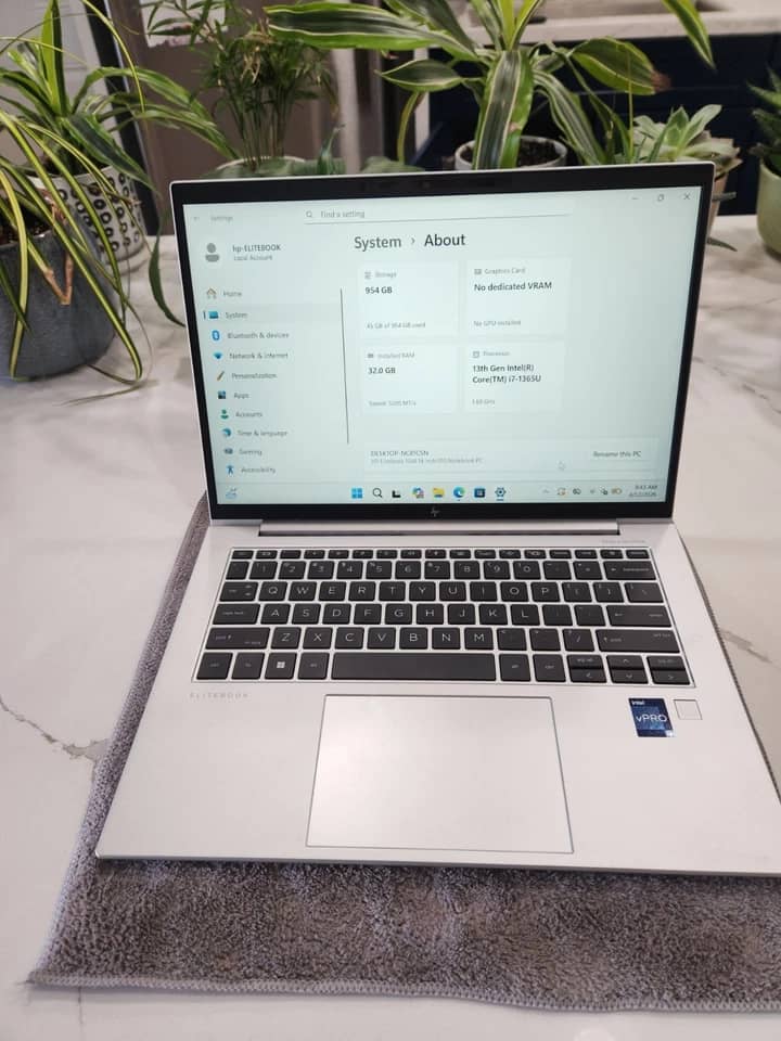 HP EliteBook 1040 G10 Computers 1TB 32GB Used - Like New