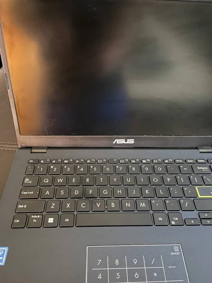 ASUS Vivobook Go E410M Computers 128GB 4GB New