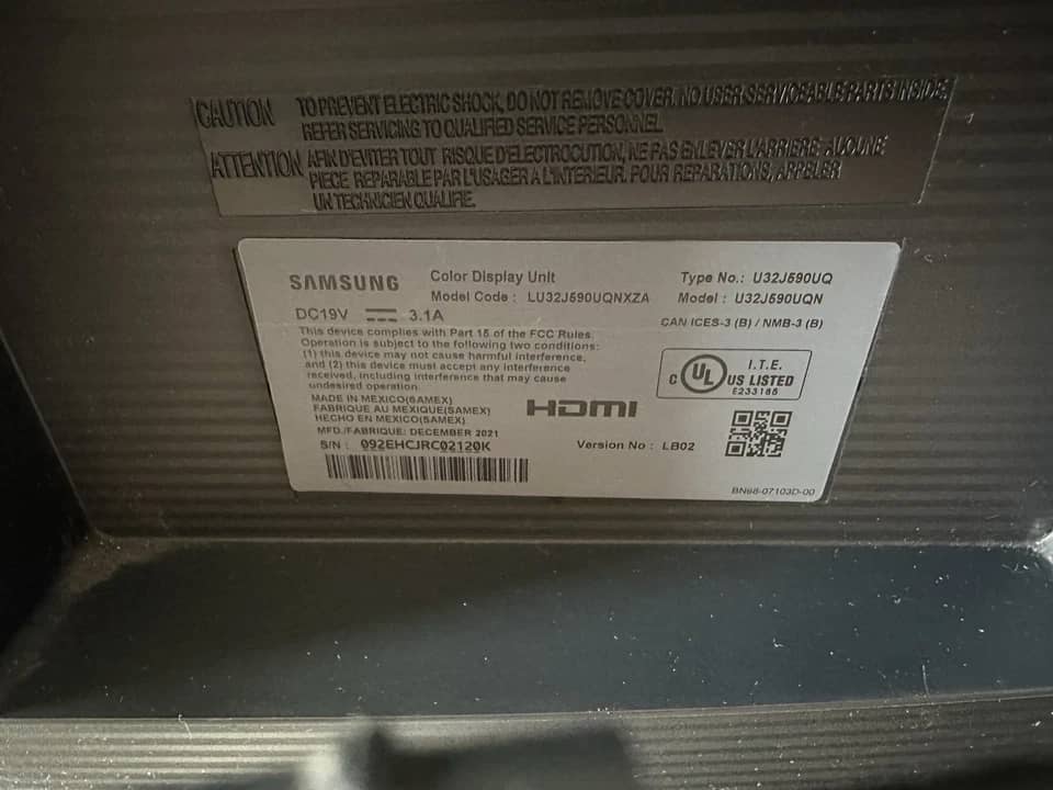 Samsung U32J590 Monitors New