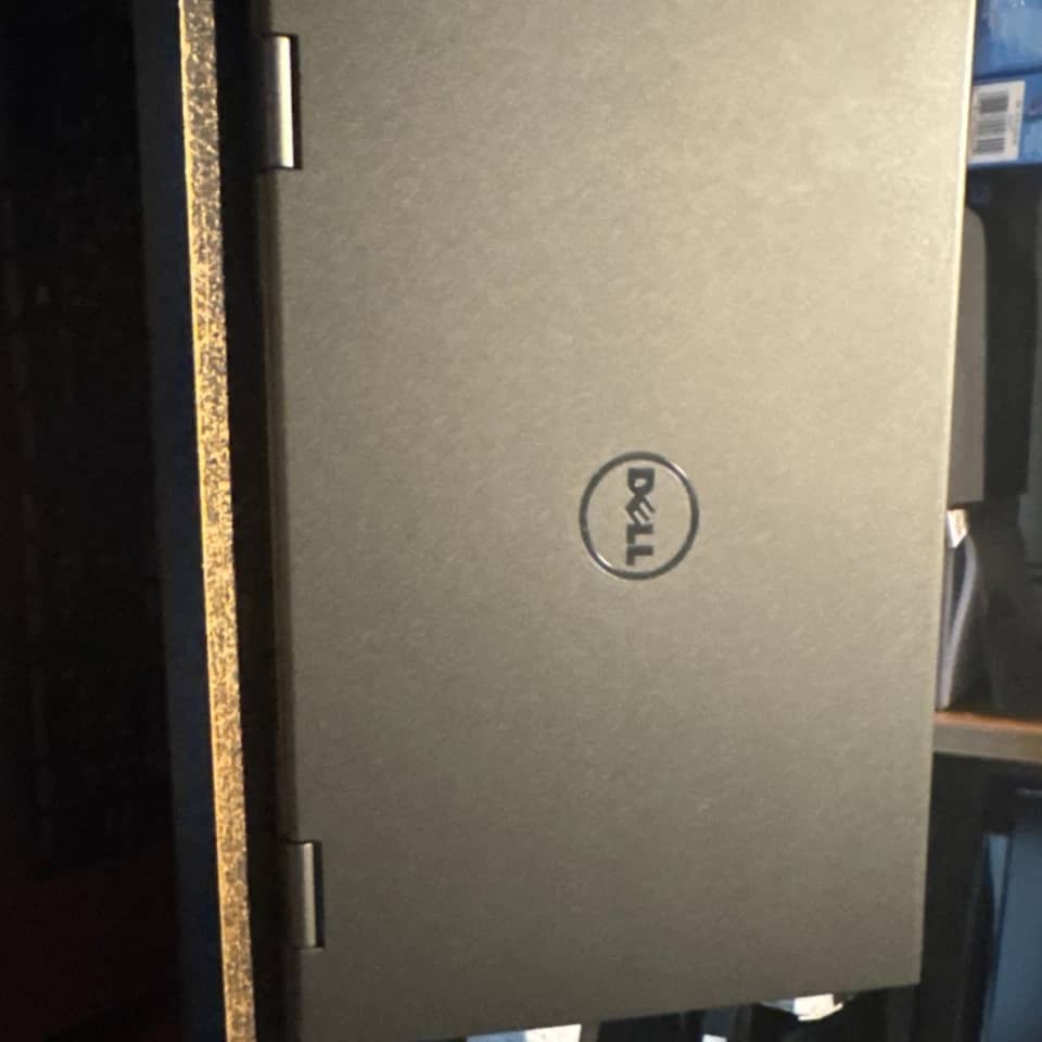 Dell Inspiron 15 5579 Computers 512GB 8GB For parts or not working