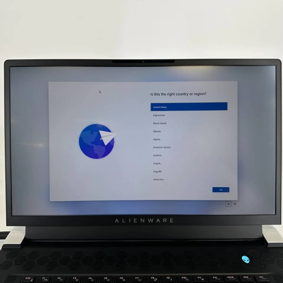 Dell Alienware x17 R1 Computers 1000GB 16GB Refurbished - Excellent