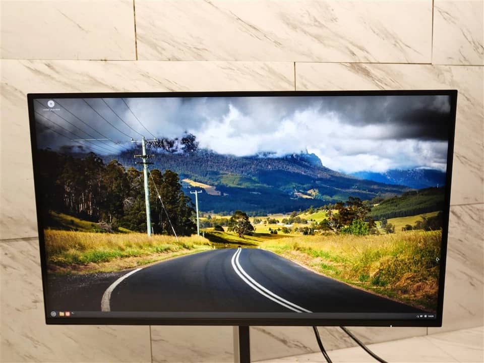 HP 527pu Monitors Black New