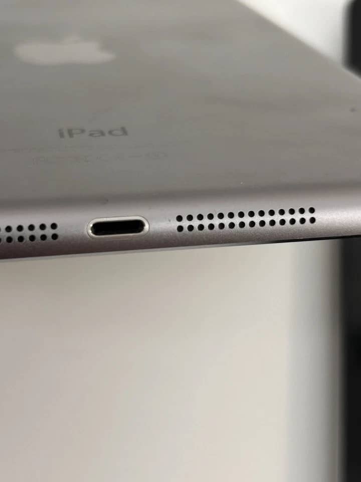 Apple iPad 3 Tablets Black 32GB New