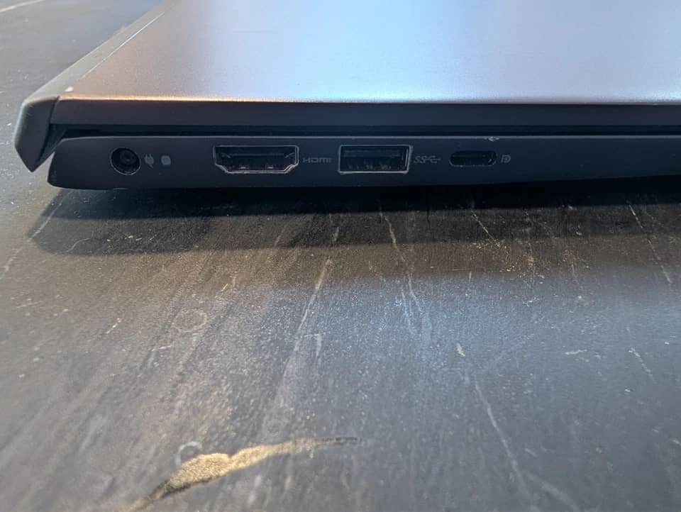 Dell Vostro 5501 Computers 256GB 8GB Used - Good