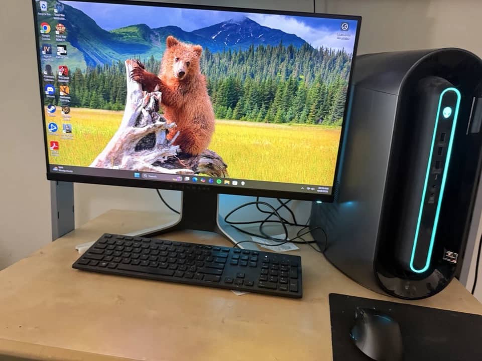 Dell Alienware Aurora R10 Computers 1000GB 32GB Refurbished - Excellent