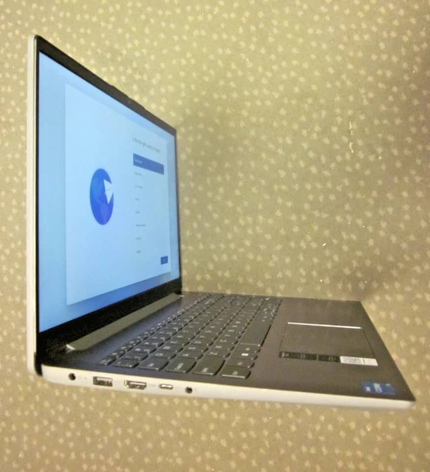 Lenovo 15ITL6 Computers 1TB 12GB Used - Good